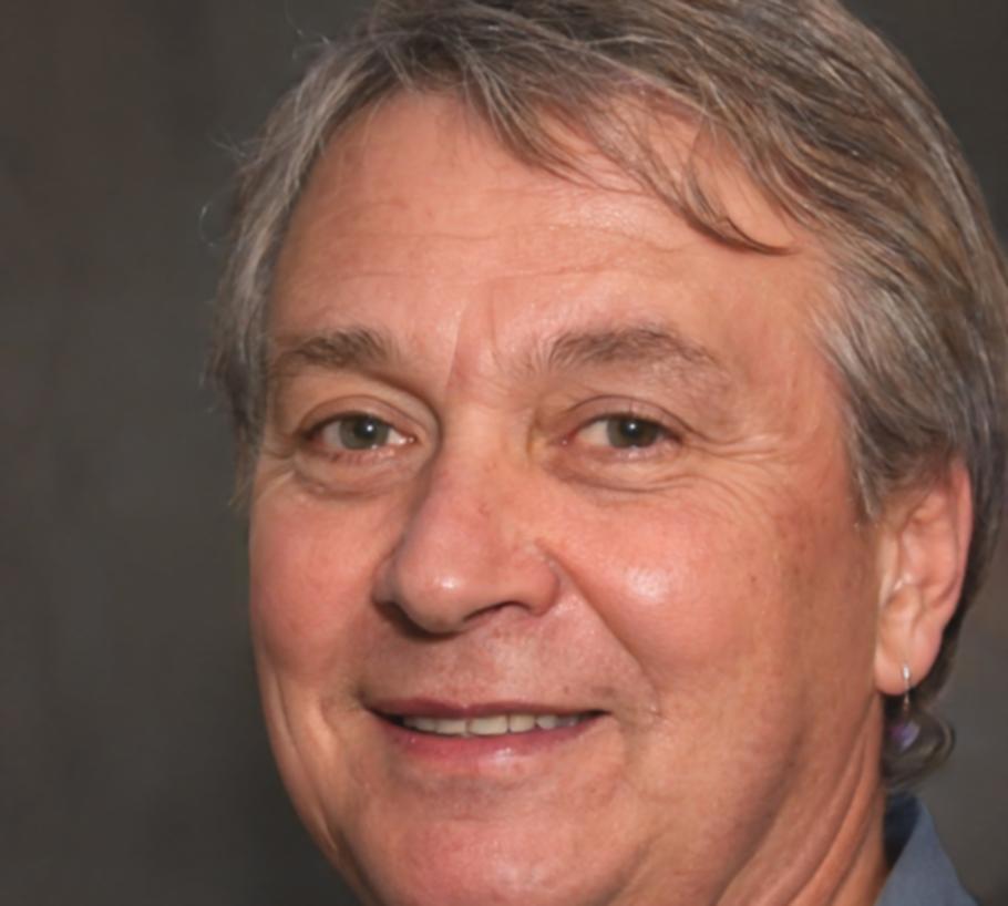 Dr. Carlos Mendoza, Director de Investigación Cuantitativa